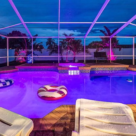Luxury 4Br/2Ba Lakeland Pool Home